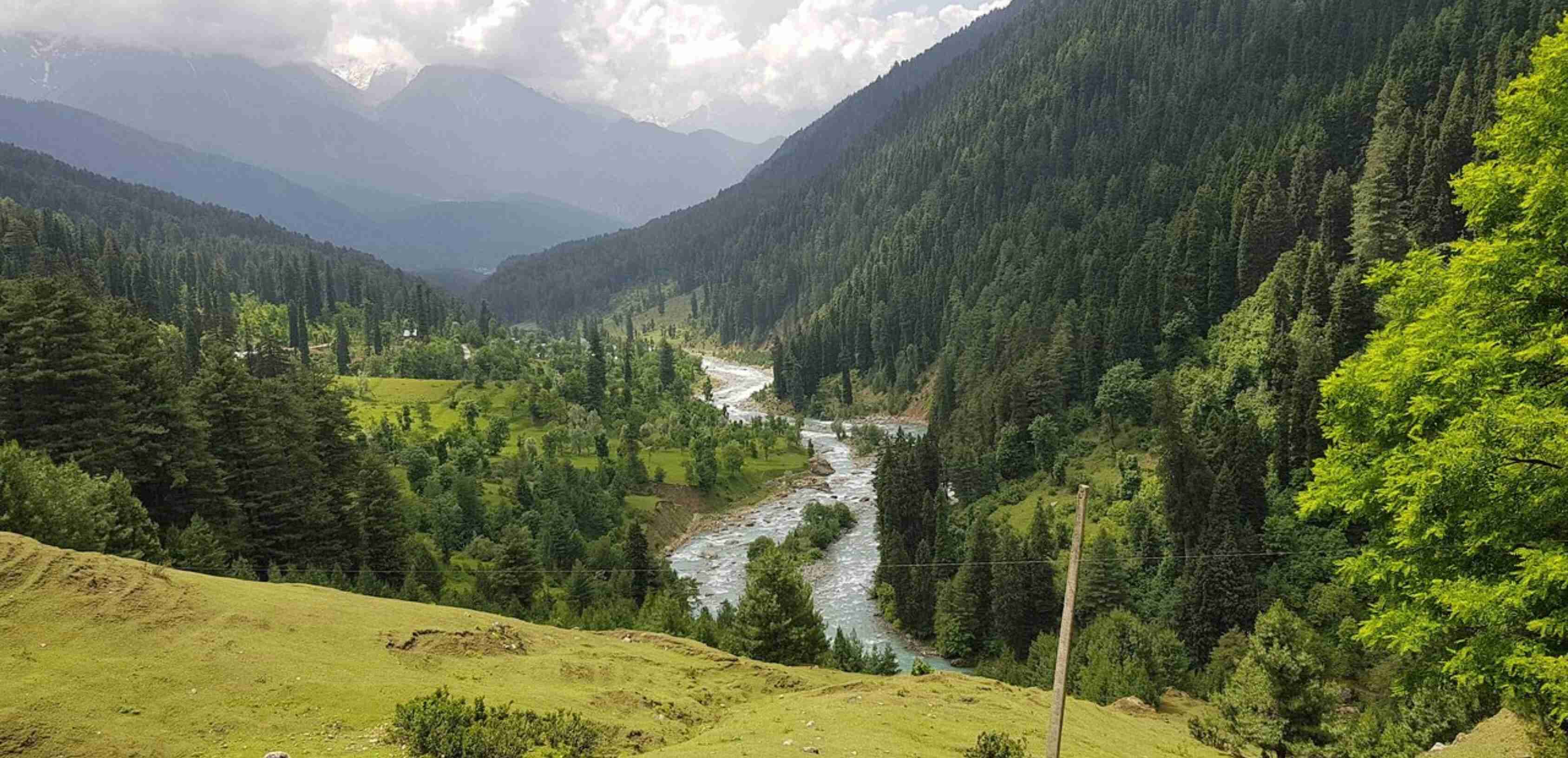 YOUSMARG MEADOWS & ARU VALLEY – A SHEPHERD’ S PARADISE