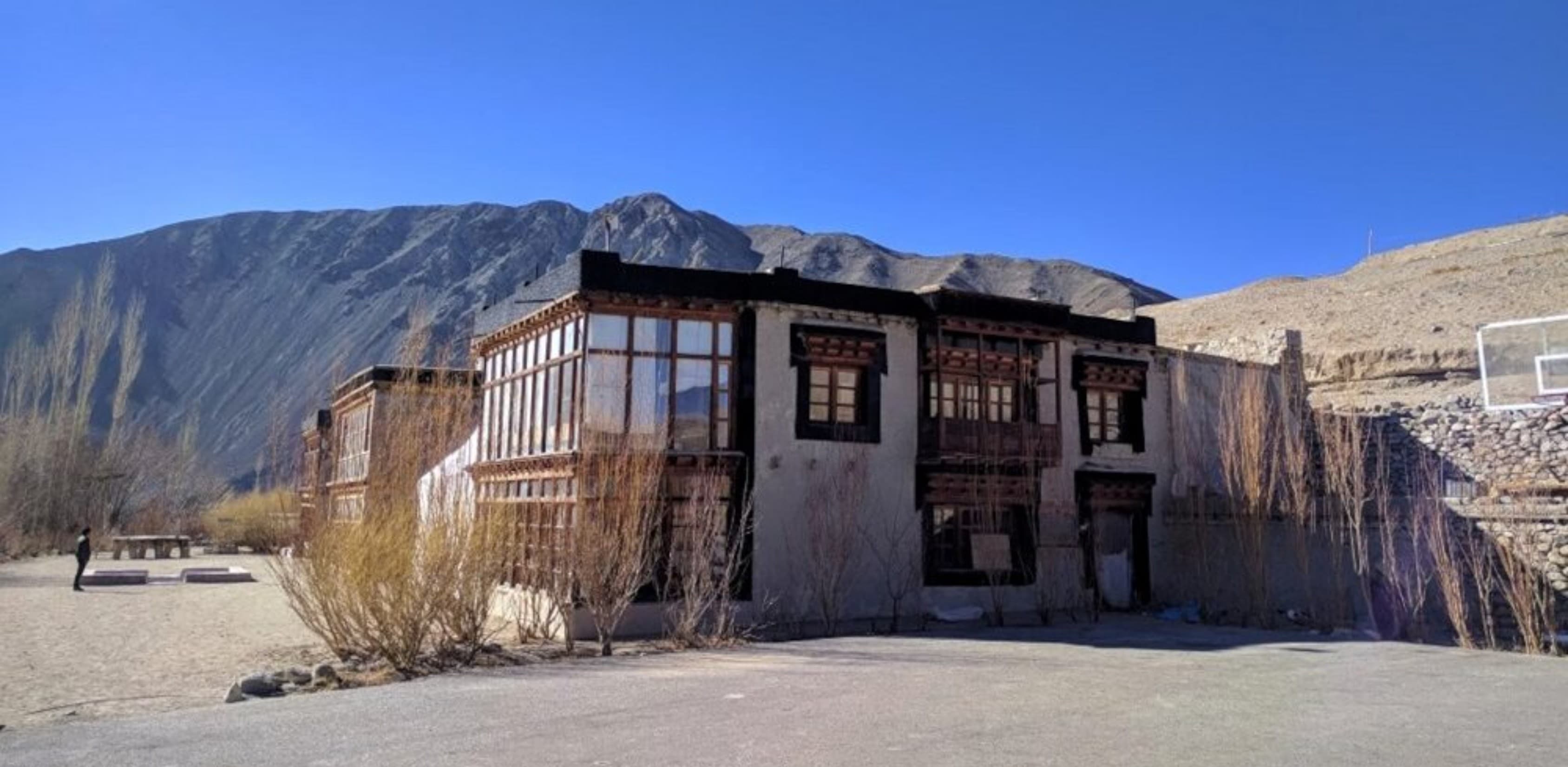 ARRIVAL & ACCLIMATIZATION IN LEH