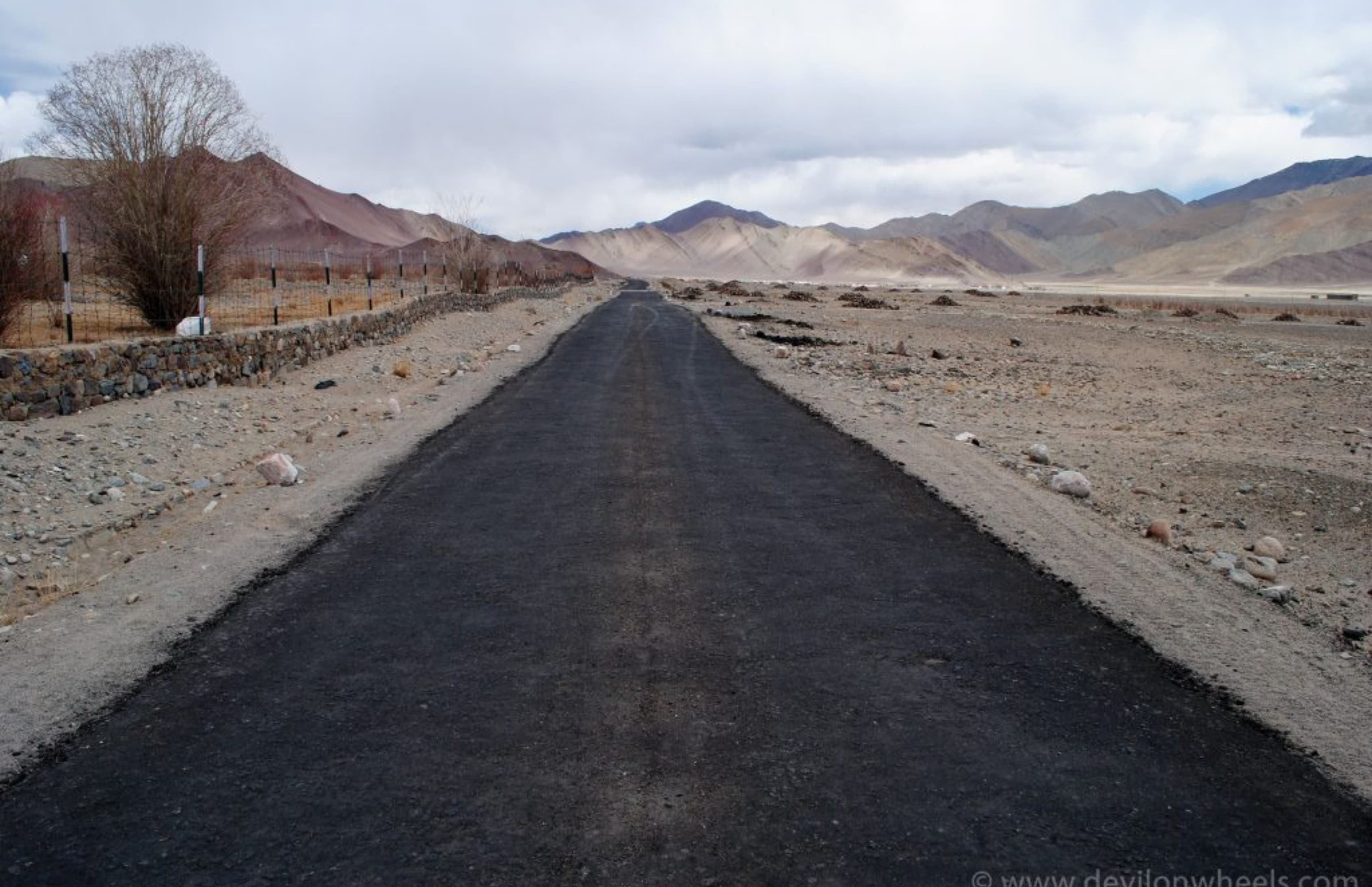PANGONG LAKE – A HIMALAYAN WONDER