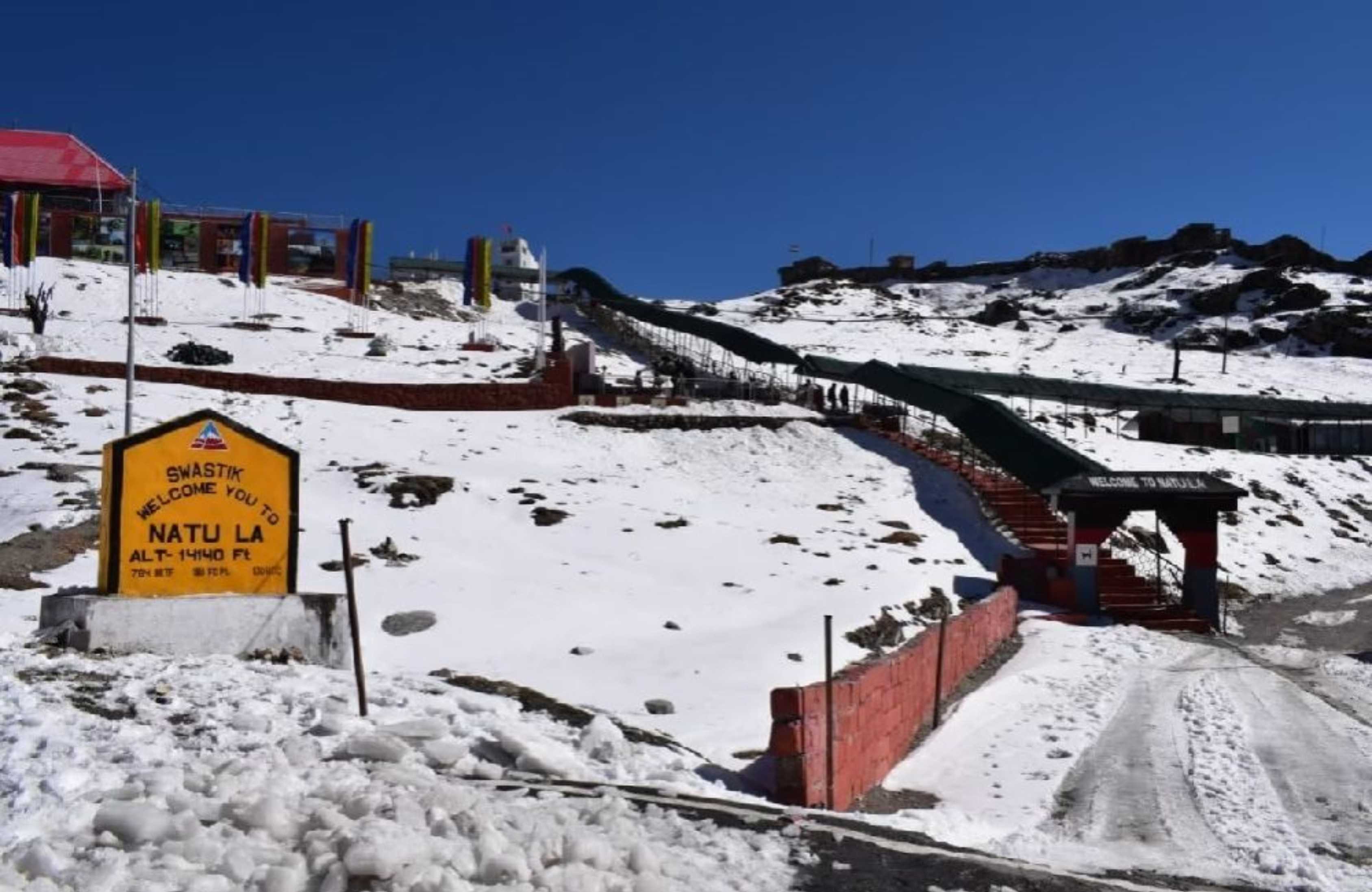 NATHULA PASS & TASHI VIEW POINT