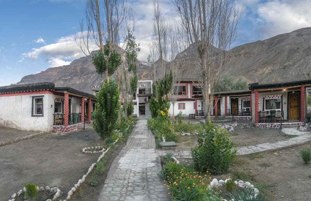  Mud House stay in Tabo